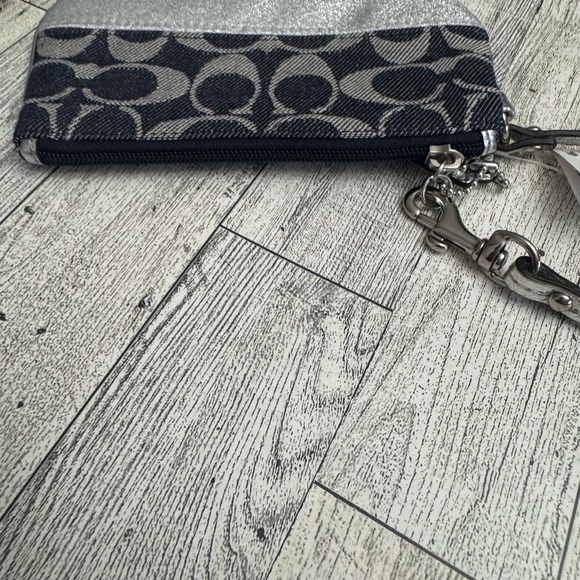 Coach Blue Denim & Silver Signature C Wristlet NWT - Picture 7 of 10